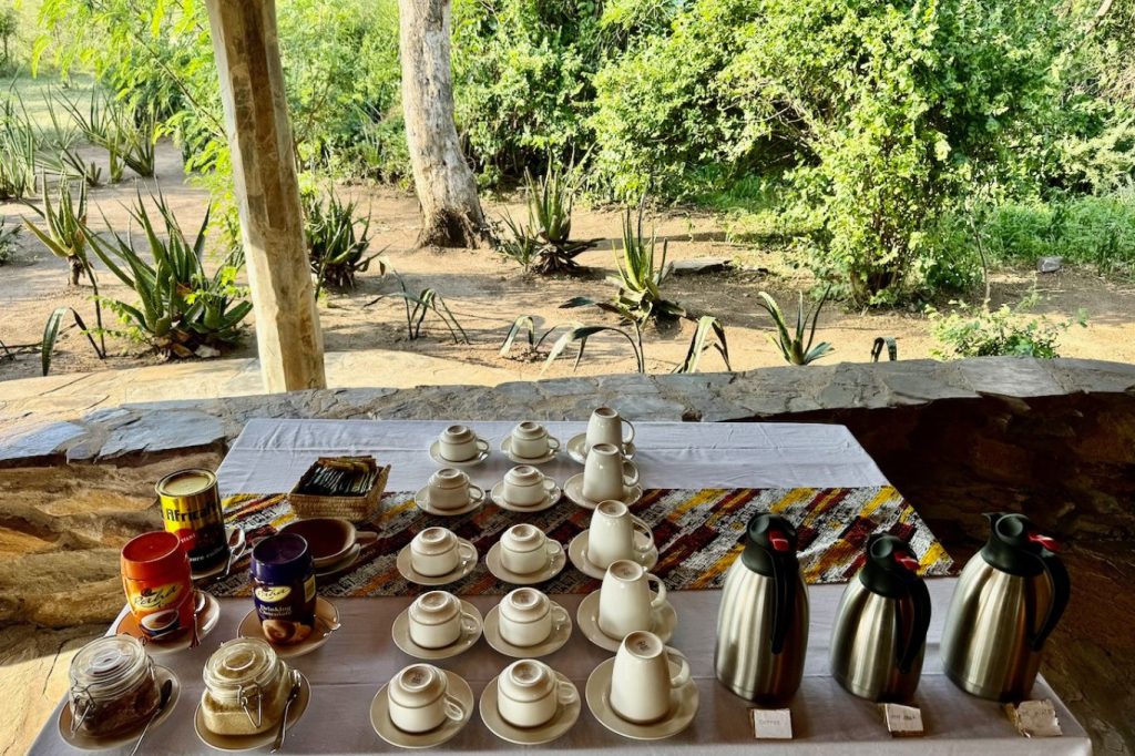 Robanda Tented Camp restaurant